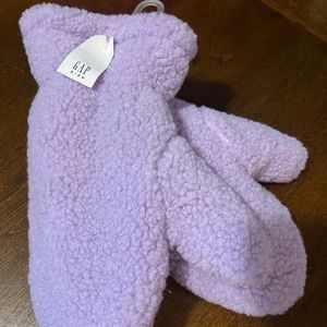 Gap kids purple mittens